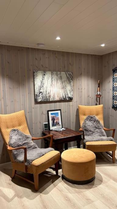 Mountainside Lodge - Breivikeidet 特罗姆瑟 外观 照片